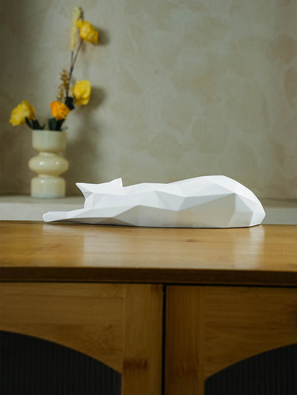 "Lying Cat" – Modern Elegance in a Geometric Sculpture